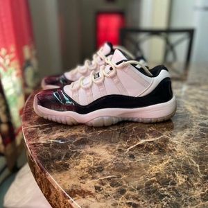 Jordan 11 Retro Low BG